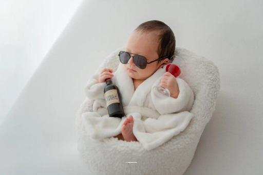 微山宝宝几个月会爬