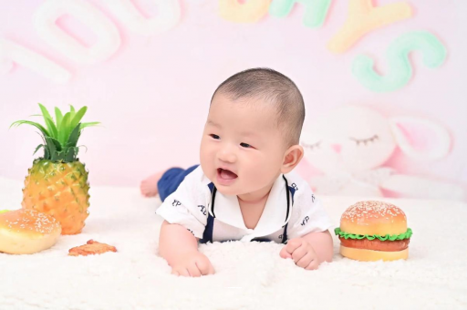 微山两岁宝宝晚上哭